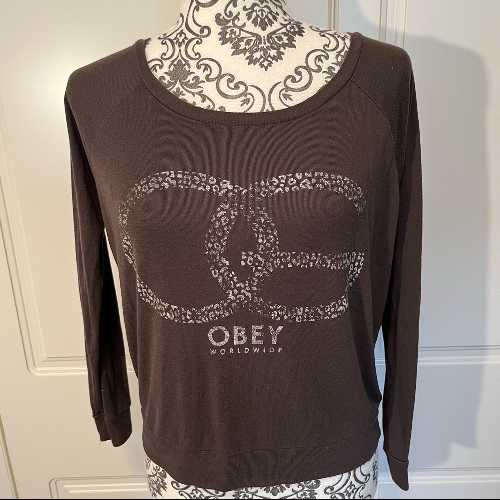 OG OBEY WORLDWIDE Dark Grey Long Sleeved Pullover Top Women's size Small